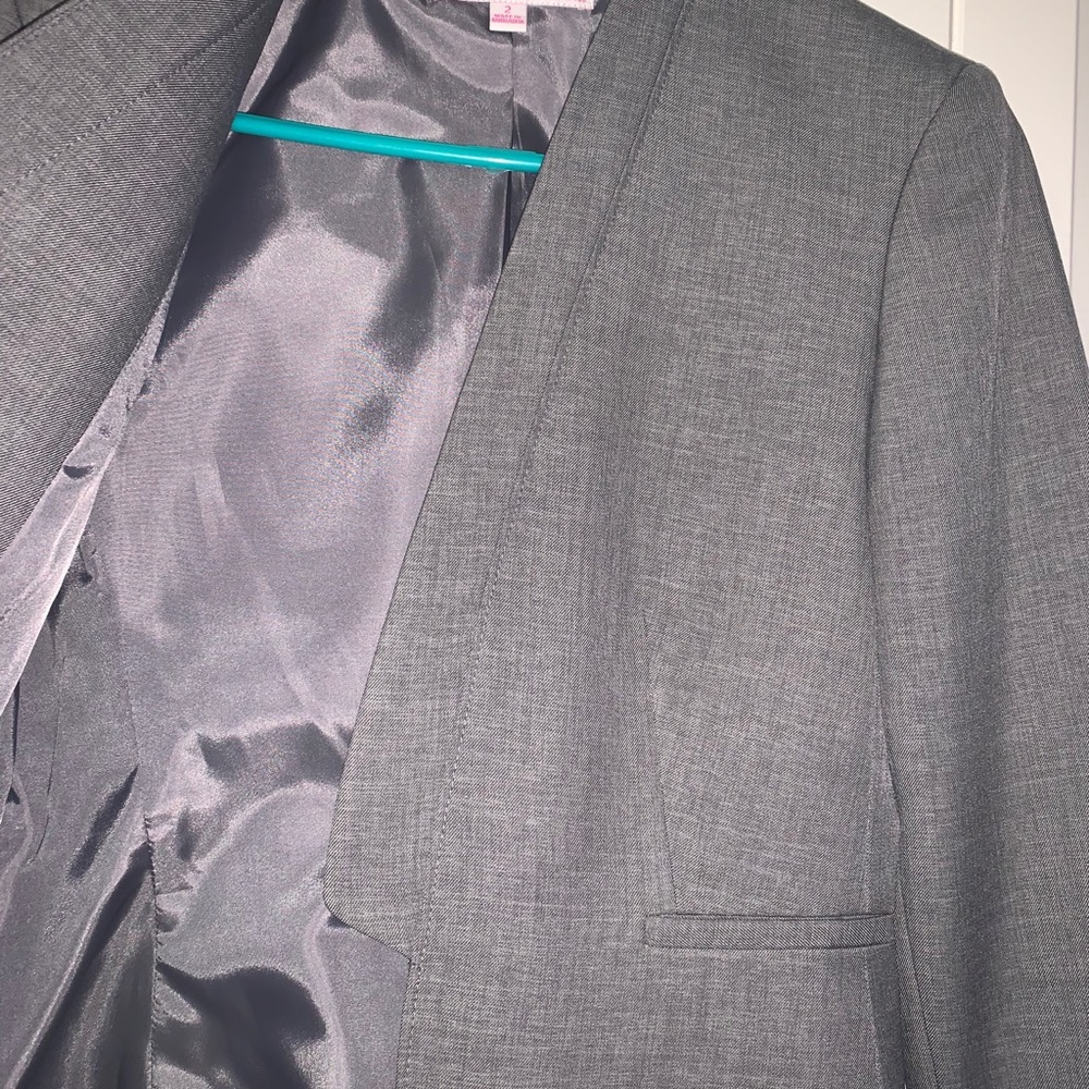 2 pcs 9&co suit separates - Picture 2 of 5